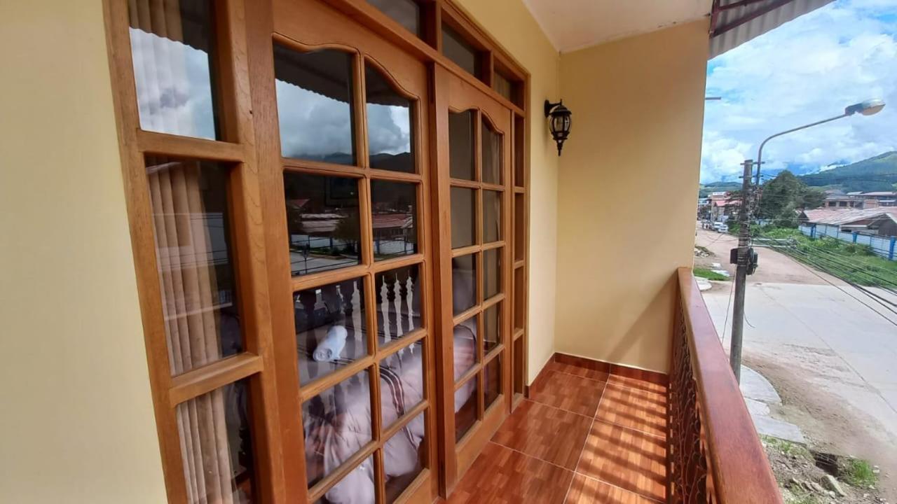 Hospedaje "Los Quetzales De Oxapampa" Kültér fotó
